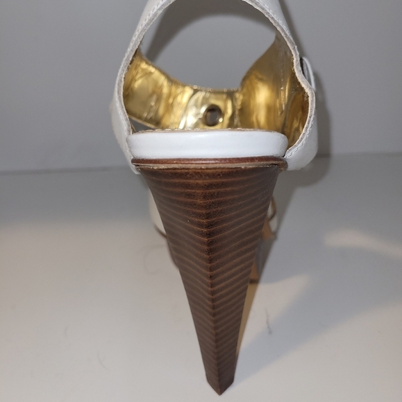 ❤️ HOST PICK ❤️Bebe  women's shoes - Picture 3 of 3